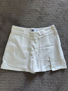 Tiger mist white skort